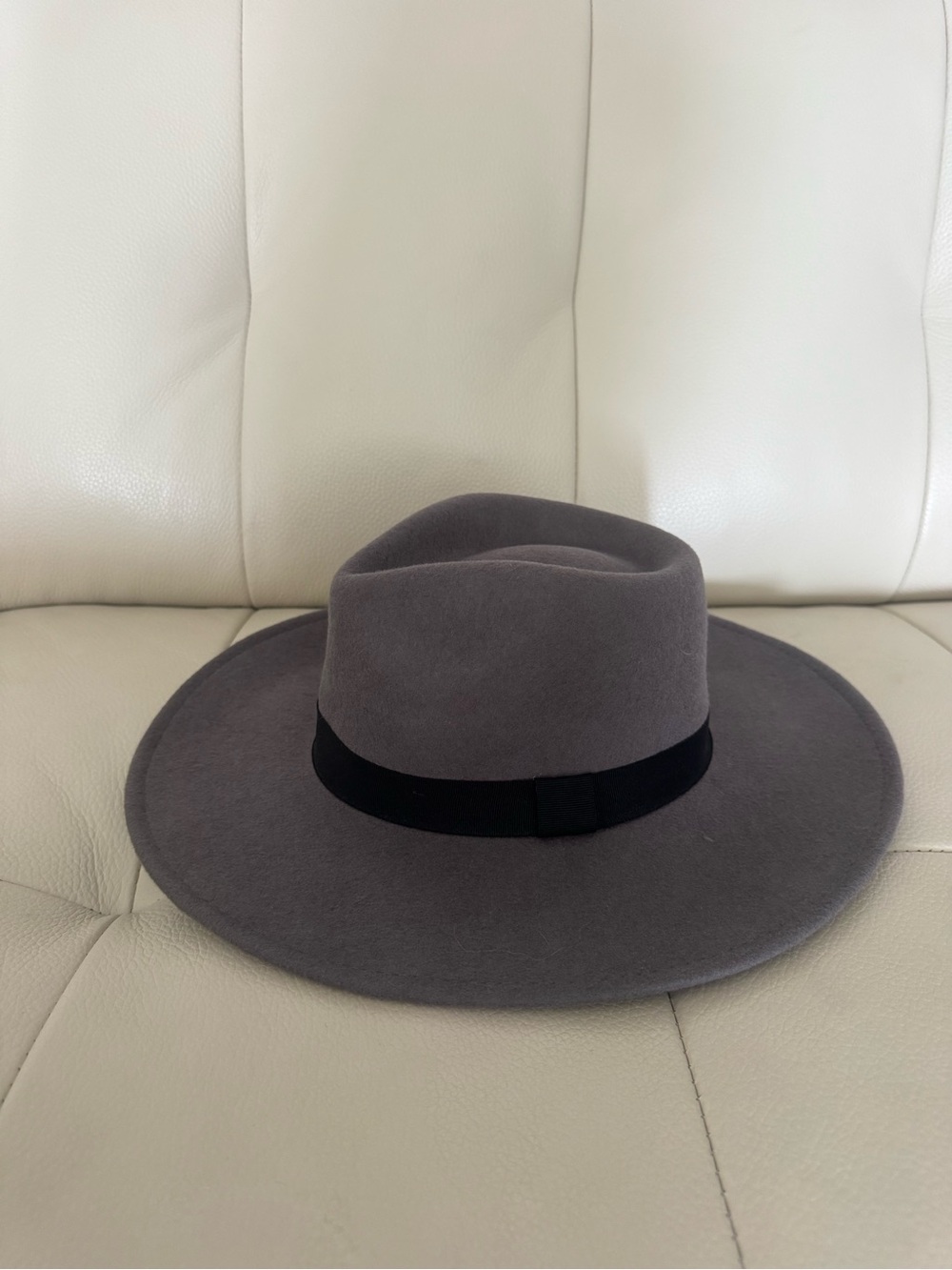 Biltmore For Madeleine Gray Wool Felt Fedora with Black Trim
